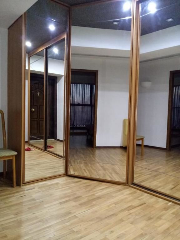 Апартаменты Apartment on Uzeyir Gadjibeyli Street Formula 1 Баку-35